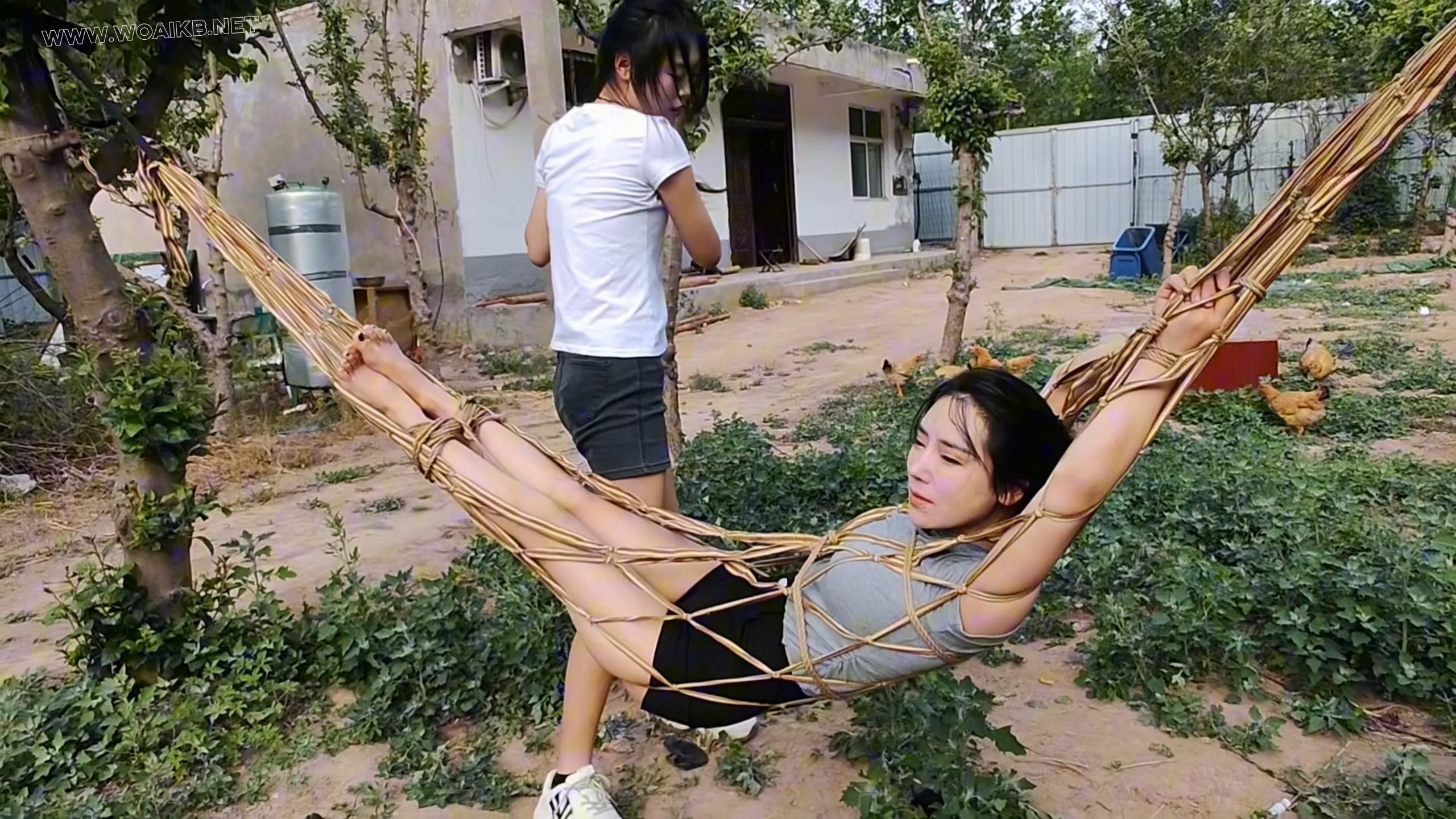 女斗三 预览图