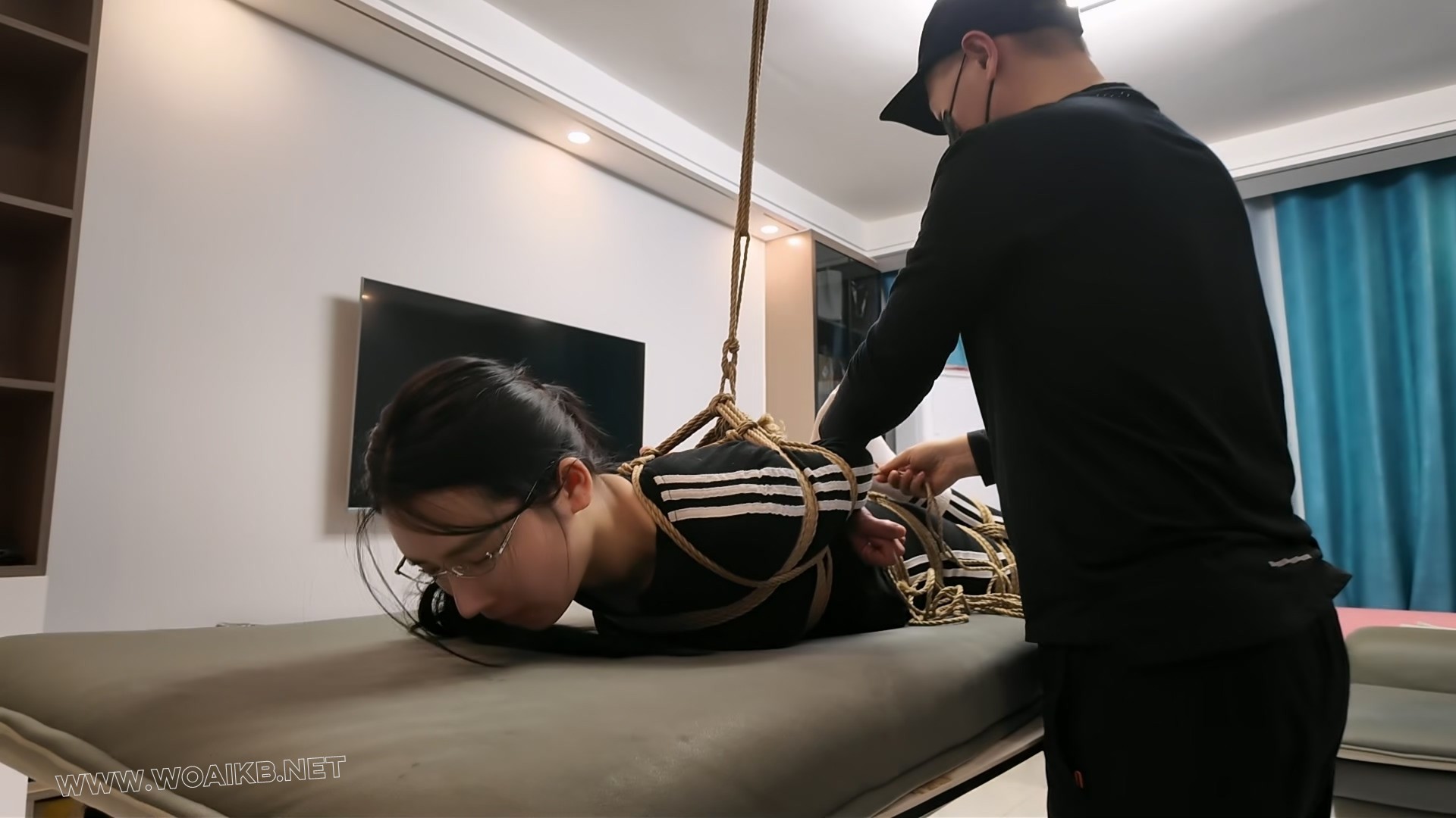 [失禁]空中飞人之十一下集 预览图