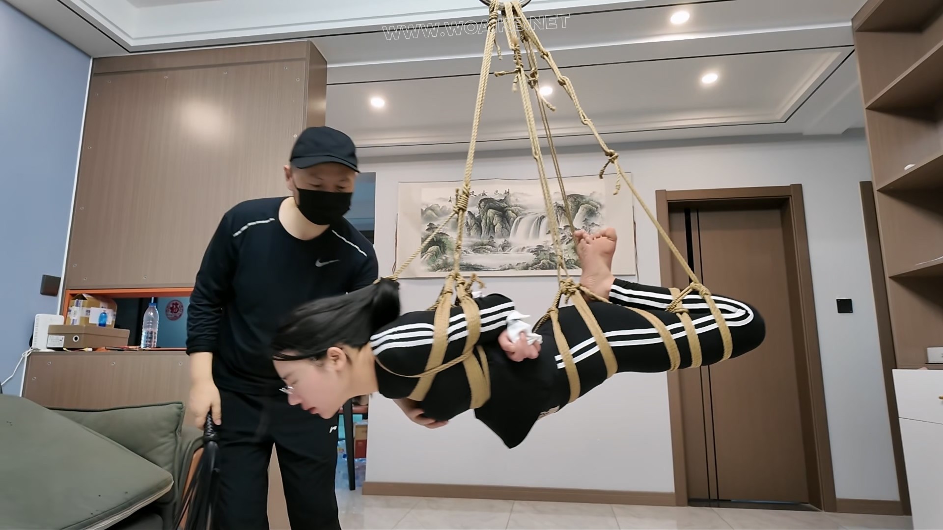 [失禁]空中飞人之十一下集 预览图