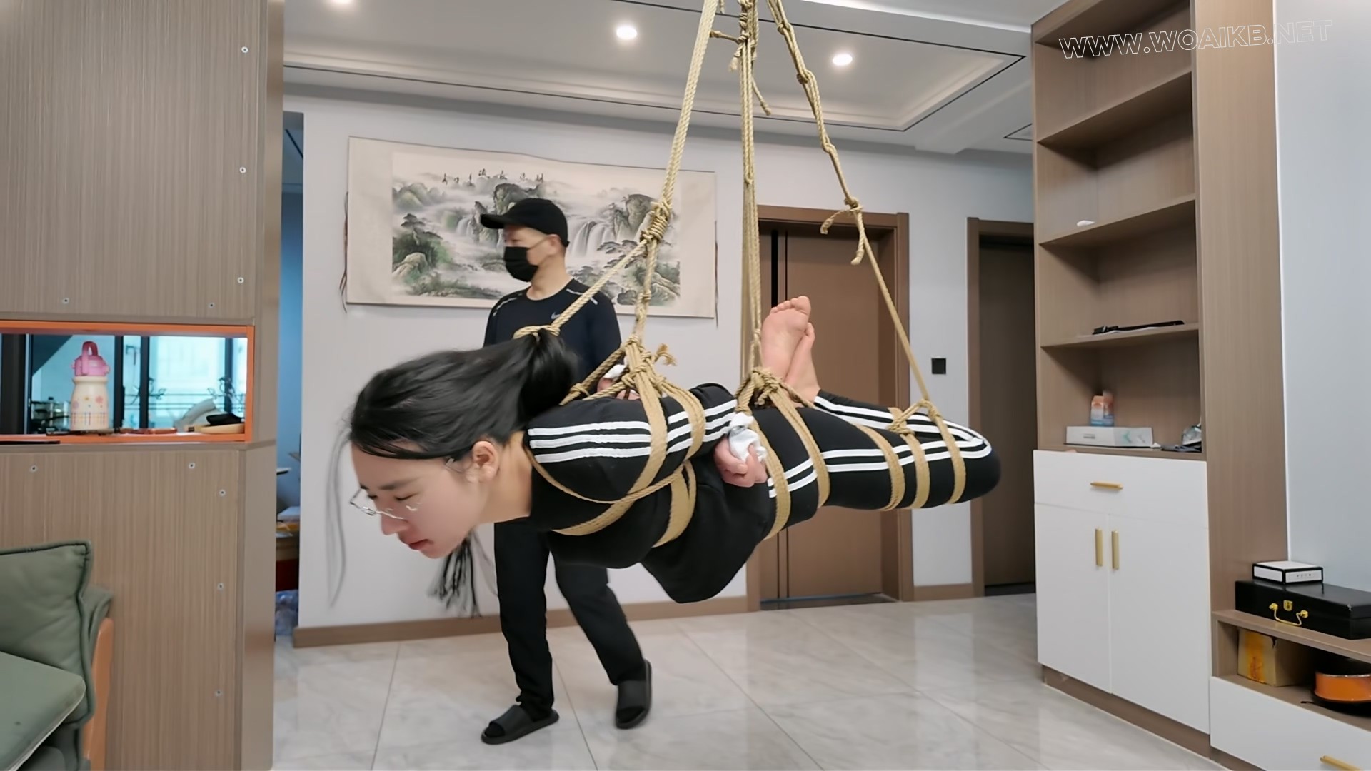 [失禁]空中飞人之十一下集 预览图