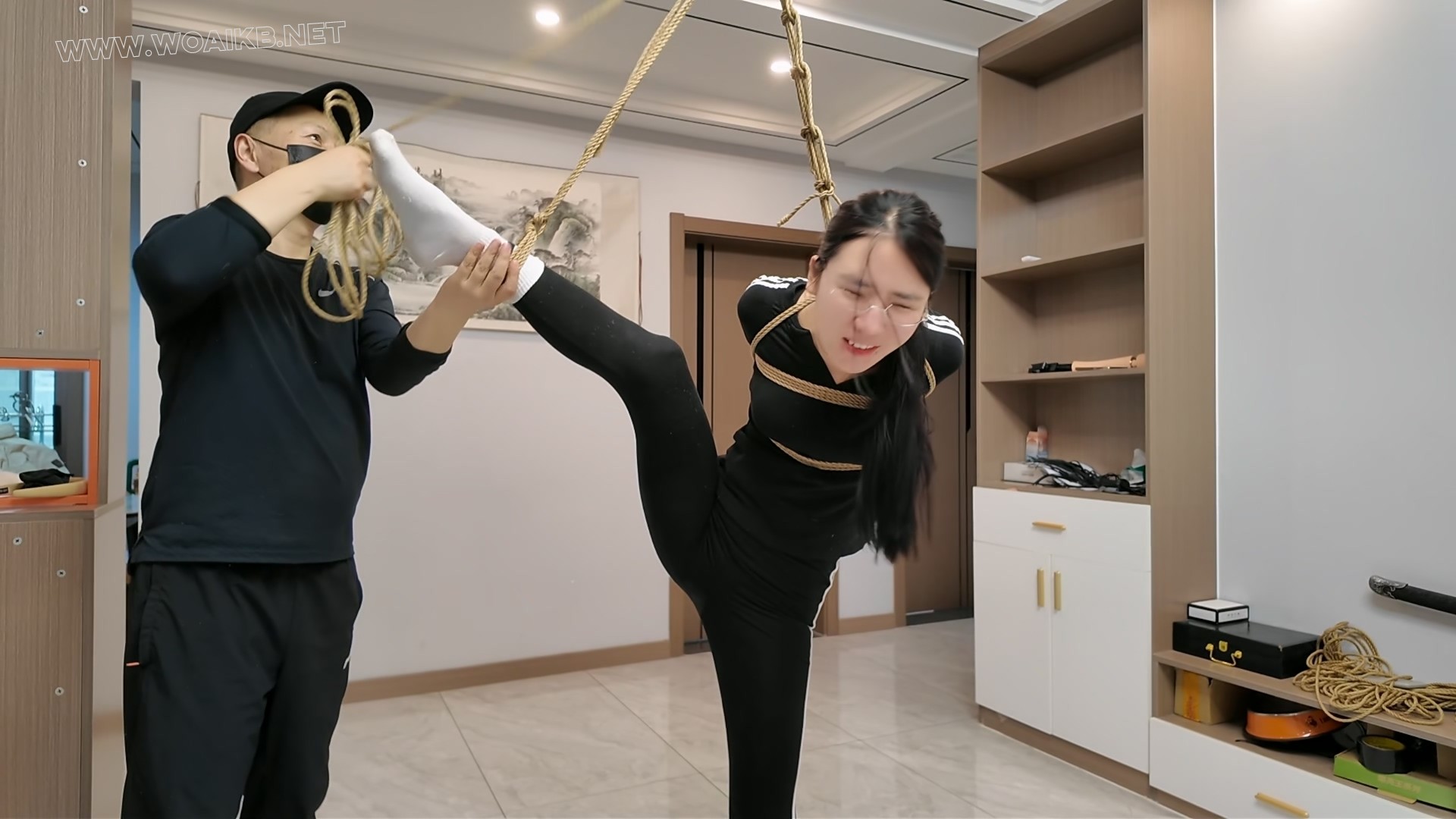[失禁]空中飞人之十一下集 预览图