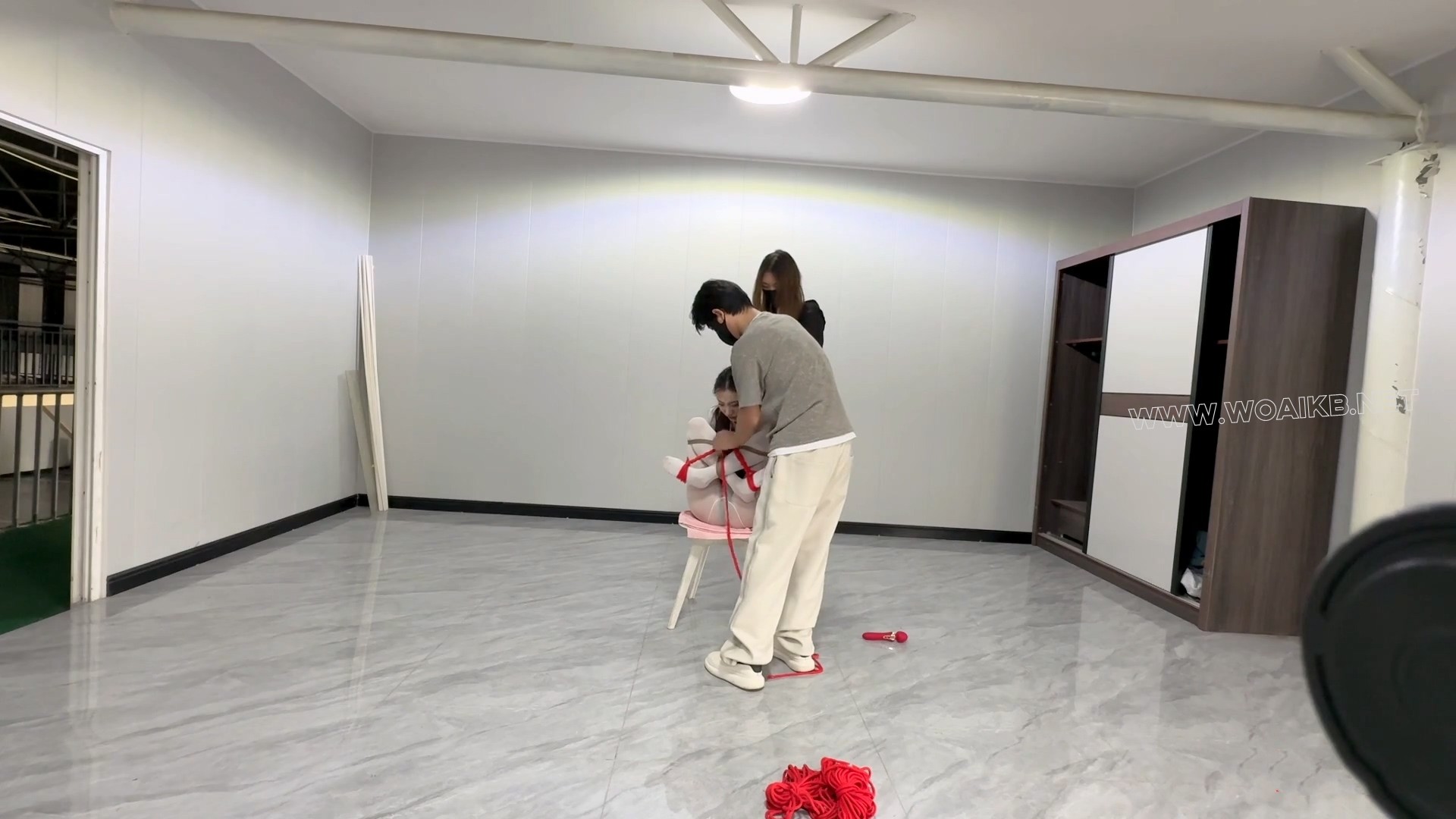 团缚-无声的羞耻调教 预览图