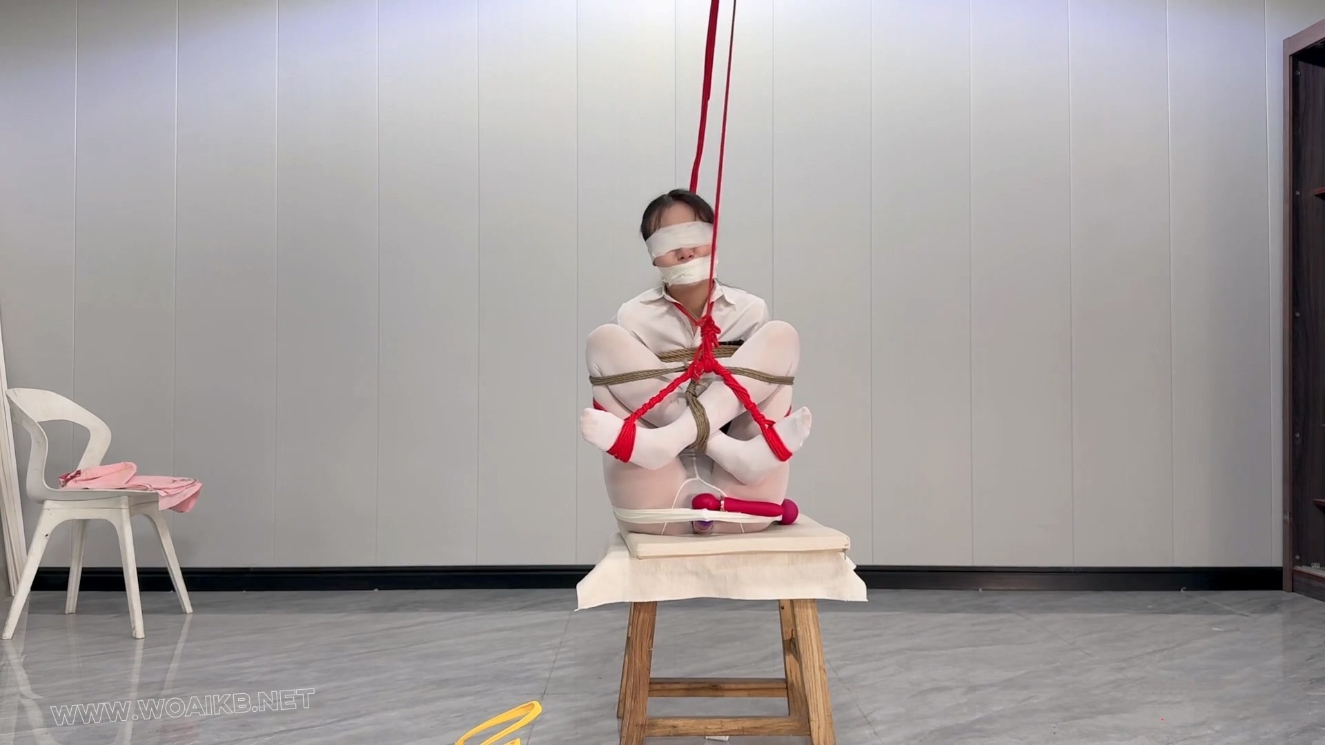 团缚-无声的羞耻调教 预览图