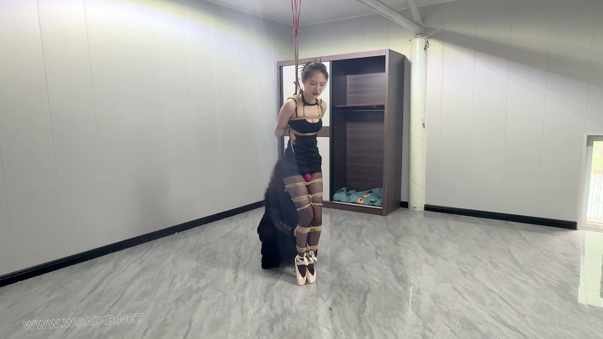 足尖调教（虐足极限后手观音） 预览图