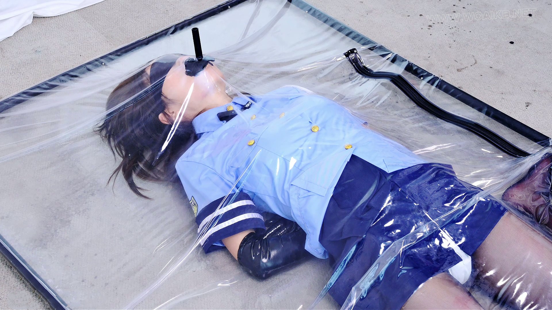 小女景的真空监狱 剧情片 女景 真空 呼吸空质 强膏 拘束放置 预览图