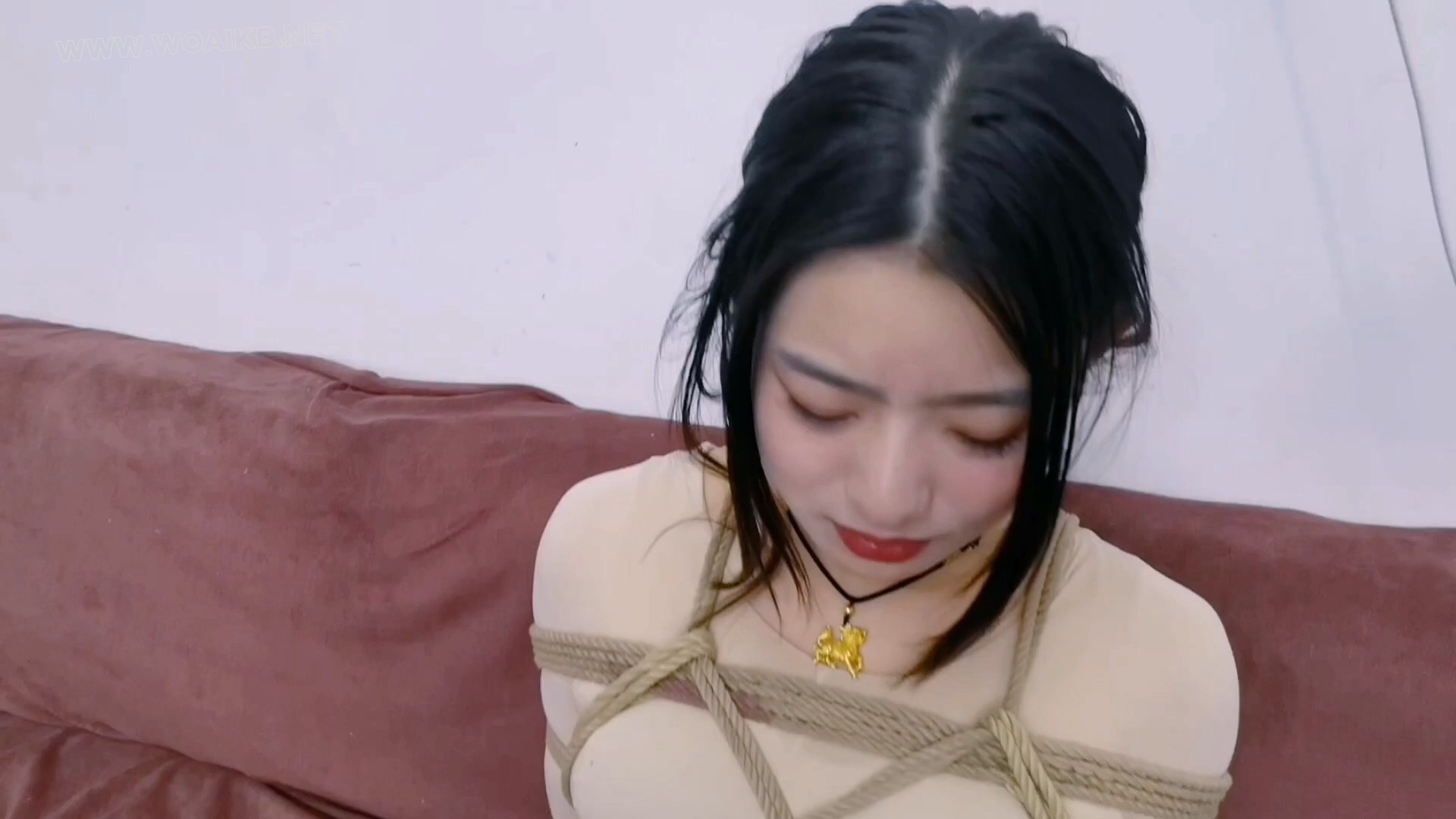 被TK爽死的肉丝高跟希希 封面图