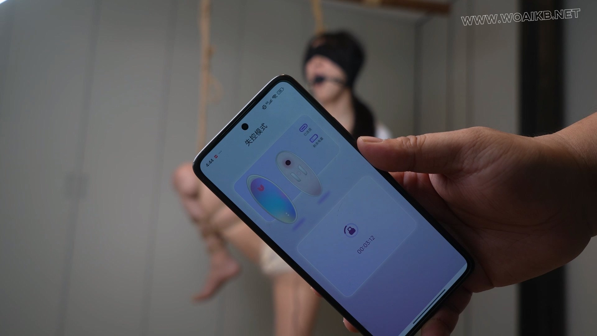 嗷嗷-后手观音+单腿吊缚+啵啵呗+郊狼！ 预览图