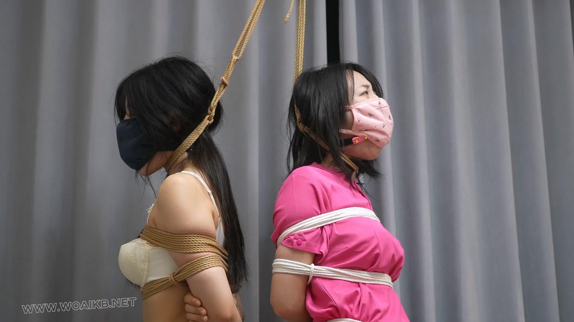 《外卖绑架案》下，小0和嗷嗷双双遭遇放置捆绑惩罚（片尾有采访） 预览图