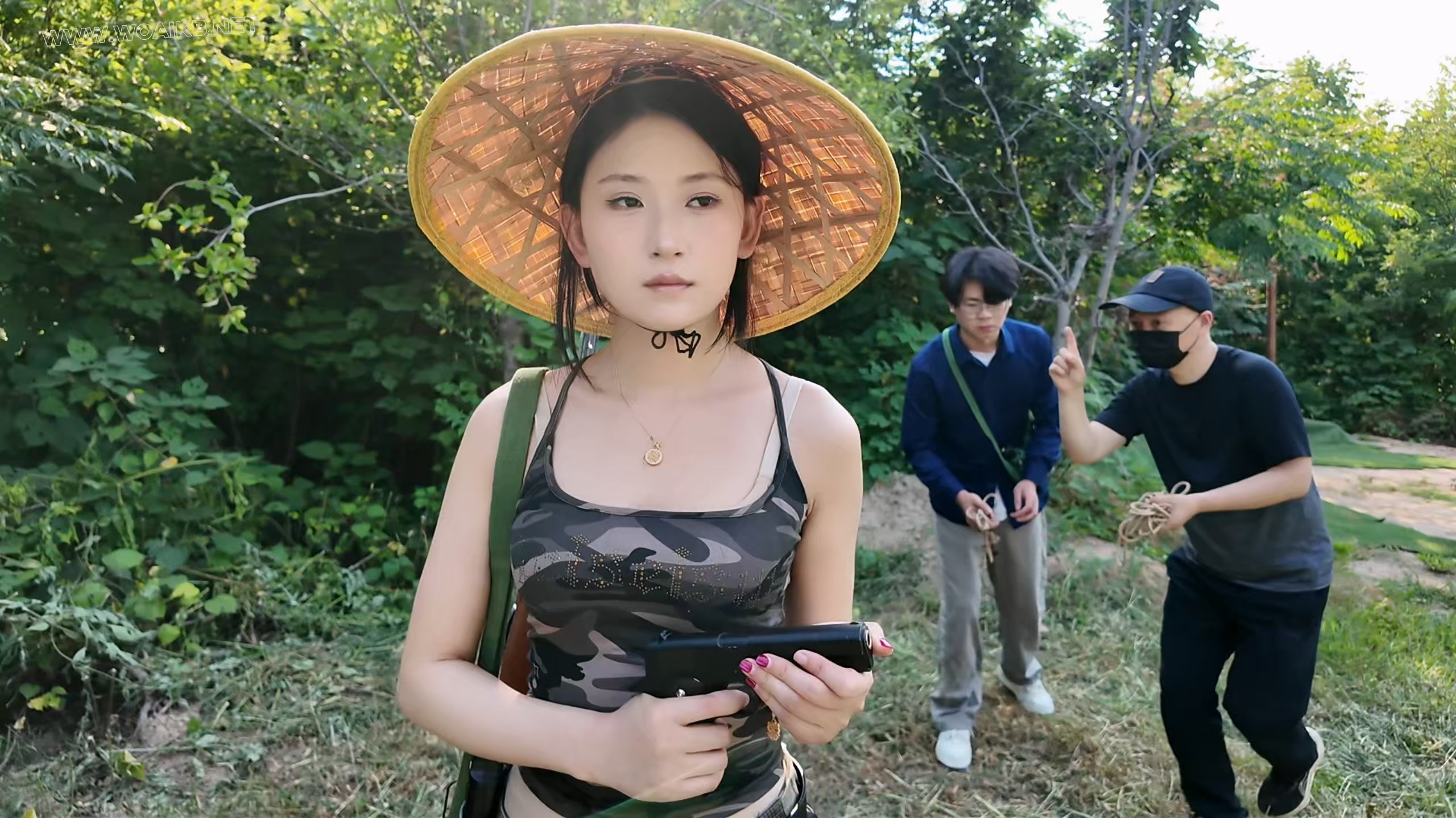 y军女特阮晓琴的野战奇遇 预览图
