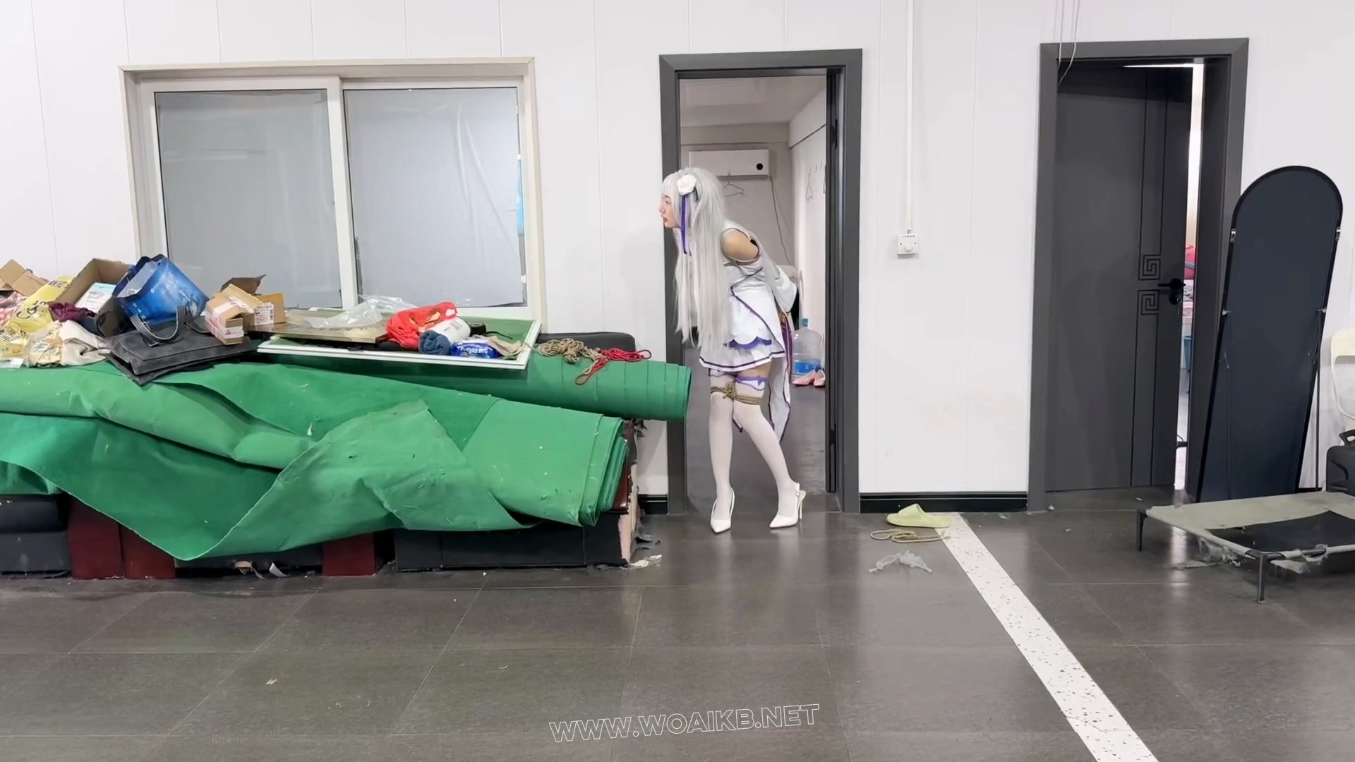tk倒吊墙高艾米莉 预览图