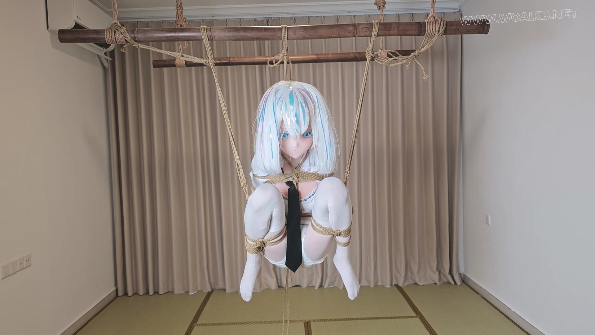 kigurumi kig宝石之国钻石 M腿吊缚空中呼吸控制 轻微SP与TK 驷马的无力挣扎 绝望的... 预览图 6