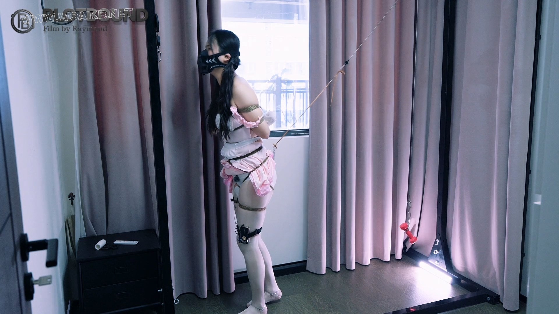 （M训练）粉色小女仆窗前的电击控制G钩吊物训练（G钩吊物窗前暴露电击控制强制行走... 预览图