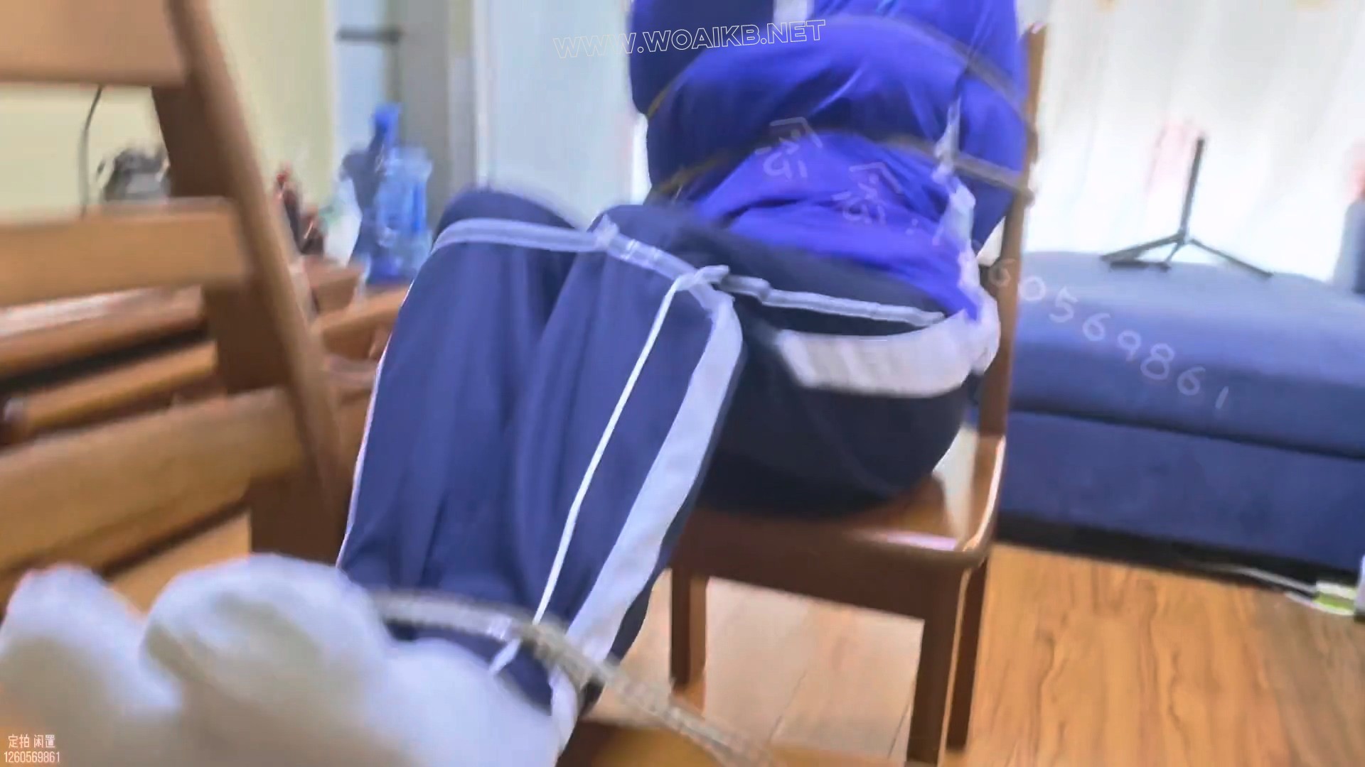 【念念】【中秋特辑】 被绑架折磨的女学生 深圳校服+三种白袜 蒙眼塞嘴 tk+td放置 预览图 9