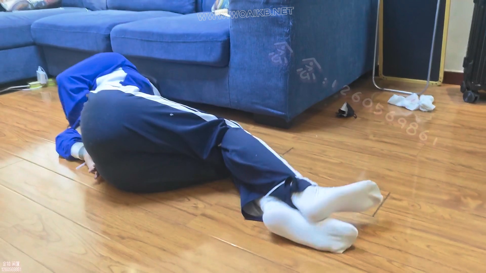 【念念】【中秋特辑】 被绑架折磨的女学生 深圳校服+三种白袜 蒙眼塞嘴 tk+td放置 预览图 15