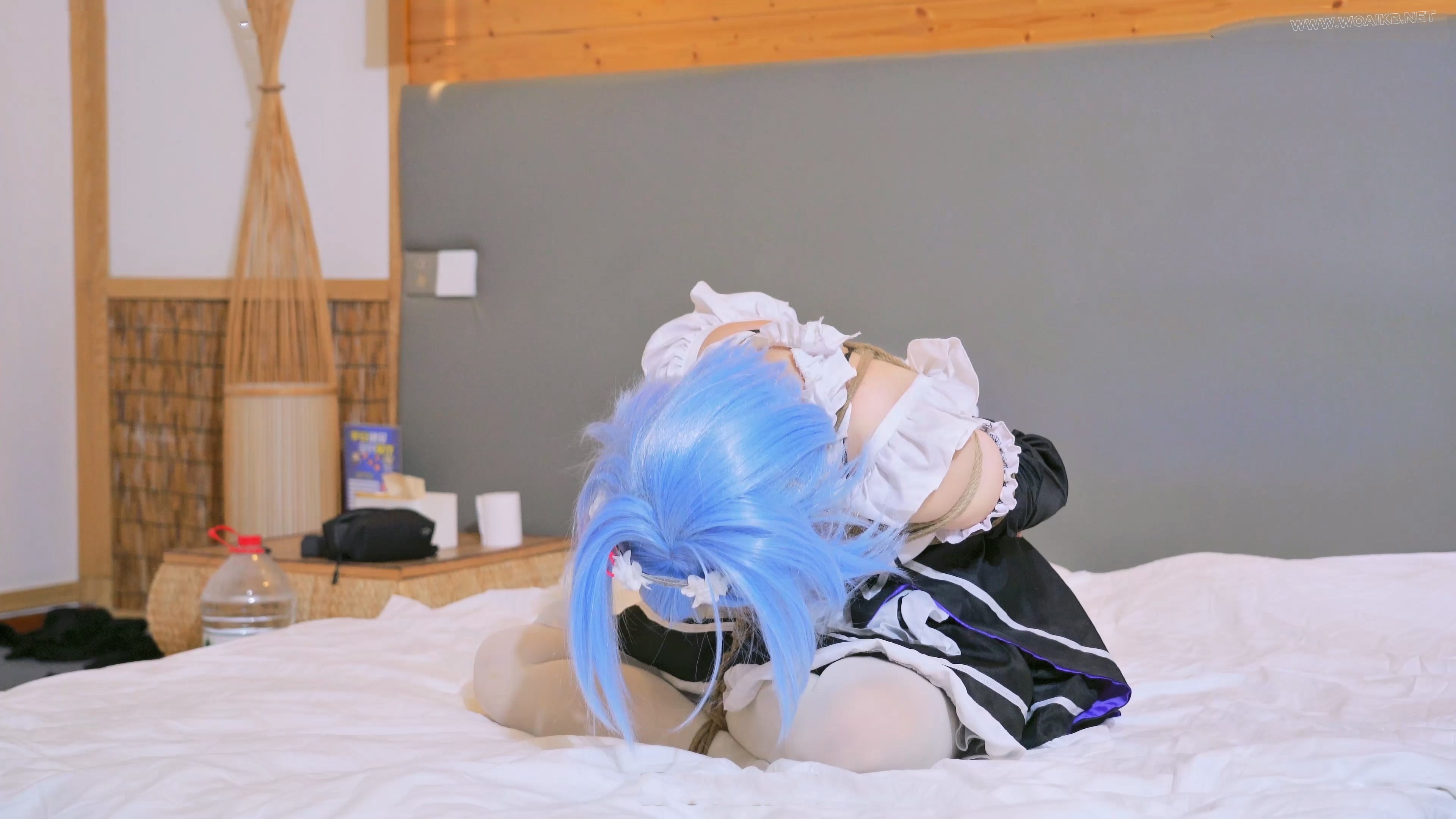 【啵啵贝Pro】学妹雷姆COS 无内白丝 海老缚 啵啵贝强制调教 娇喘到崩溃哭出声 预览图 12