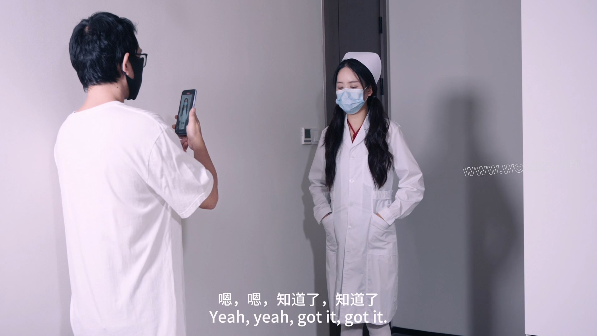 被设计的年轻后妈（第一集）女网友主动拜托我给她拍堕落视频来设计她讨厌的年轻后妈 预览图 1
