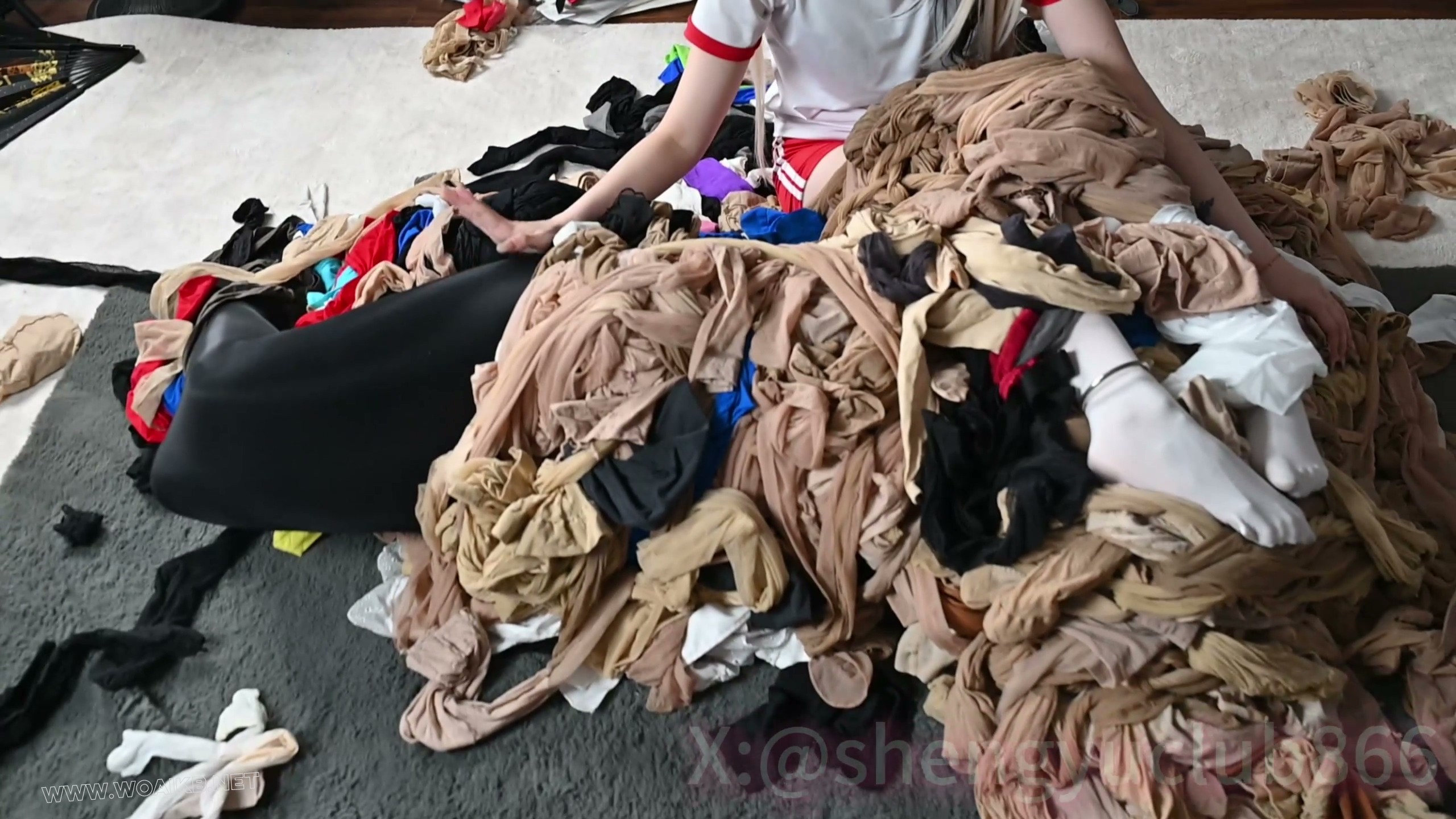 新人啾啾的丝袜地狱 双人体操服束缚 国庆一小时超长特辑 预览图 21