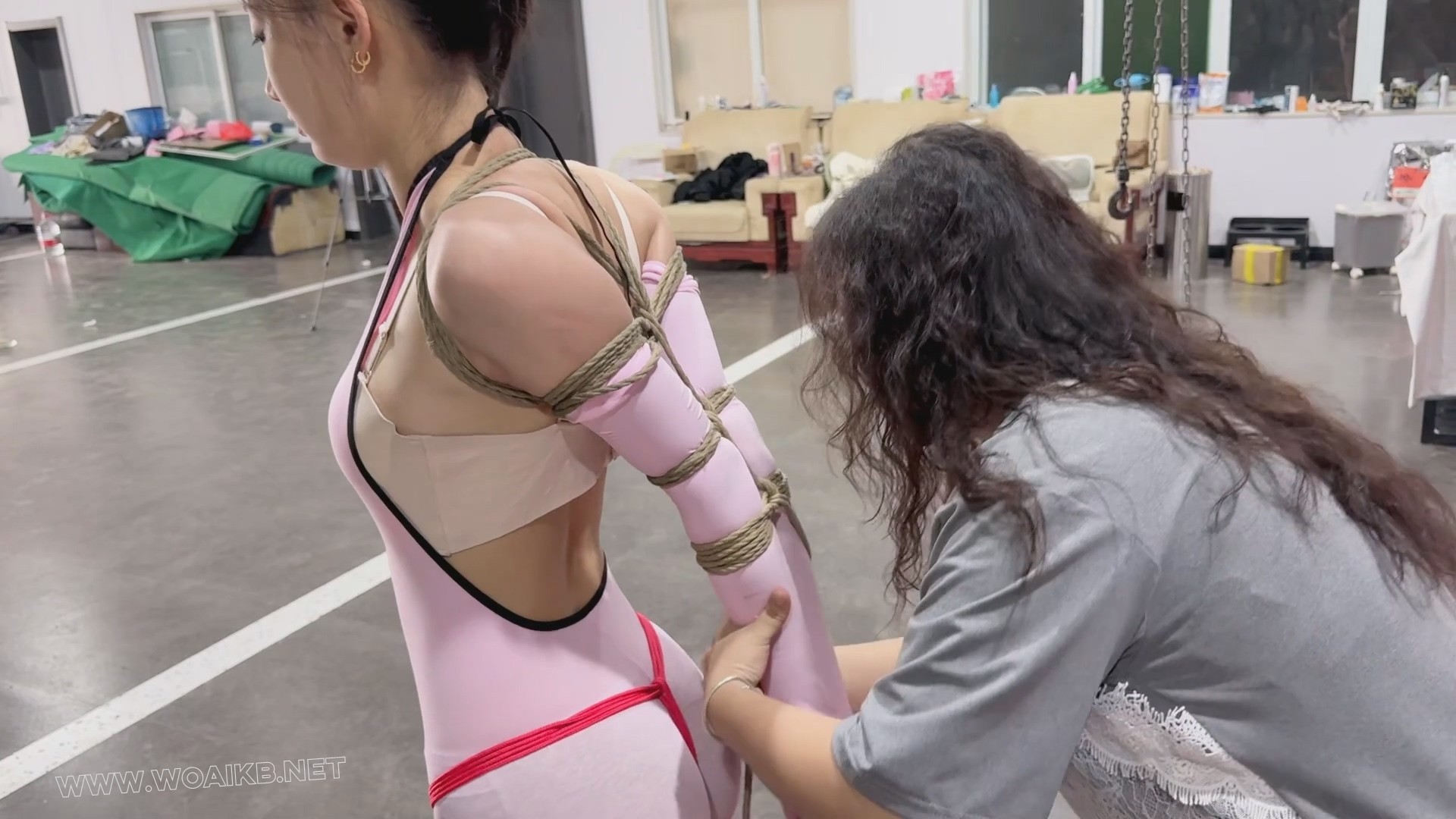 粉红女郎的窝颈极限挑战 预览图 4